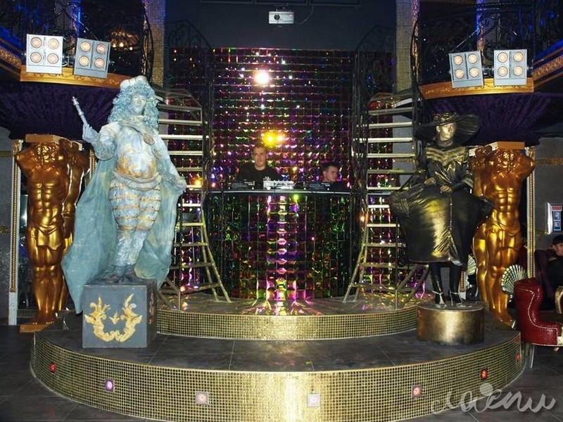 ночной клуб "Версаль"